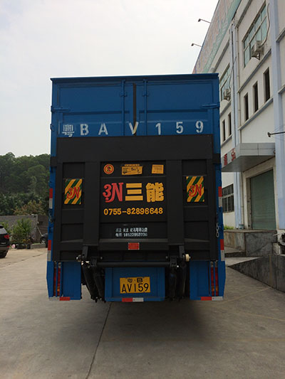 摩托車尾箱底板，實(shí)用性與美觀性的完美結(jié)合